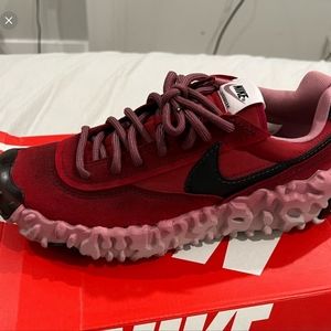 GuaranteeNIKE OVERBREAK SP 'DARK BEETROOT'